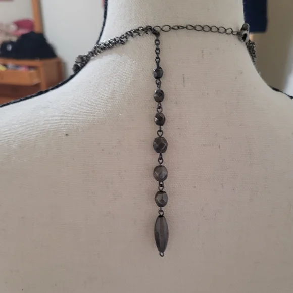 Lane Bryant Beautiful Flower Bling Necklace Used...Bougie !!!..strand beads miss - Picture 6 of 11